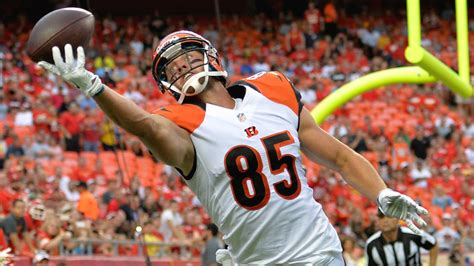 Bengals' Tyler Eifert, another athletic freak, will keep dominating at tight end | NFL ...