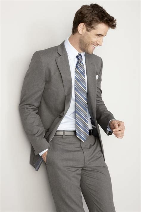 Men Interview Suits (6) | Mens Suits Tips | Men's business outfits ...