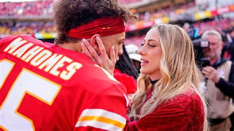 The Kansas City Chiefs quarterback and best NFL father, Patrick Mahomes ...