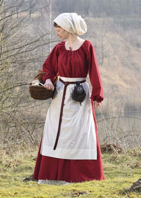 Pin by 💖 on Style. in 2020 | Medieval clothing women, Medieval clothing peasant, Medieval clothing