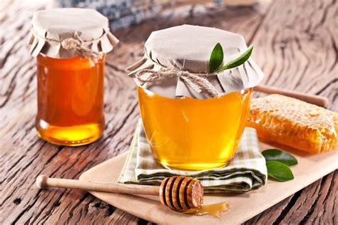 Sweeten Up Your Health With These 11 Fascinating Benefits Of Honey