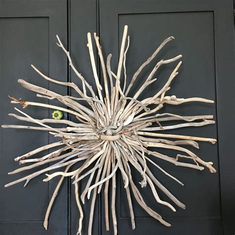 Driftwood wreath | Driftwood wreath, Wood wreath, Driftwood