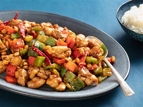 Takeout-Style Kung Pao Chicken (Diced Chicken With Peppers and Peanuts) Recipe