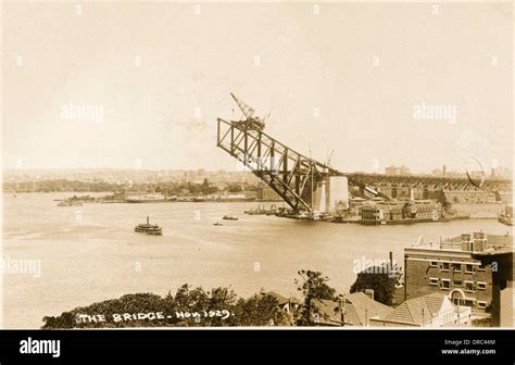 Sydney Harbour Bridge, Australia - Construction (1 of 2 Stock Photo - Alamy