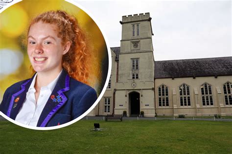 Llandovery College head girl makes history by securing top American scholarship | InYourArea News