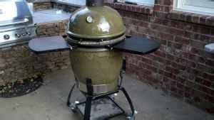 Ceramic Smoker/Grill - (Franklin) for Sale in Nashville, Tennessee Classified | AmericanListed.com