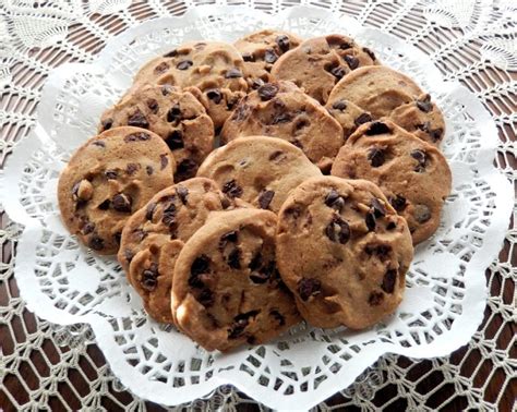 A Diabetic Friendly Chocolate Chip Cookies Recipe - Expressive Mom