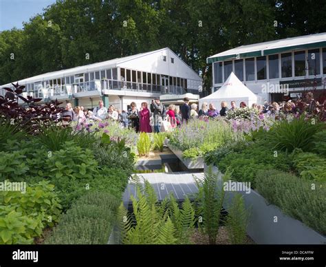 Royal Horticultural Society annual show at Chelsea, London England Stock Photo - Alamy