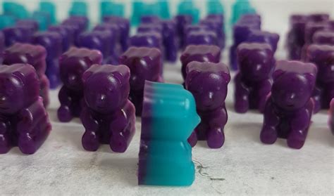 Cannabutter Gummy Bears - Mixed berry - Recipe in comments : r/treedibles