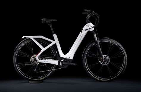 Bianchi unveils new electric bike family with touring, MTB, and city e ...