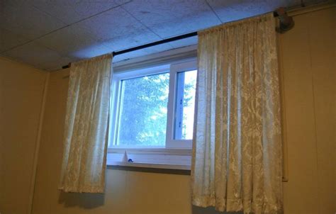 Short Window Curtains – Curtains are extremely casual and simple to make. You’ll also ...