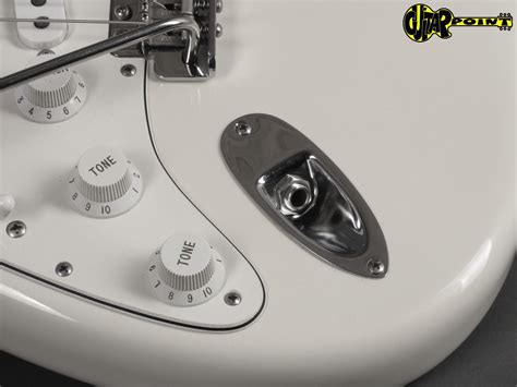 1997 Fender Stratocaster Jimi Hendrix Tribute – Olympic White – GuitarPoint