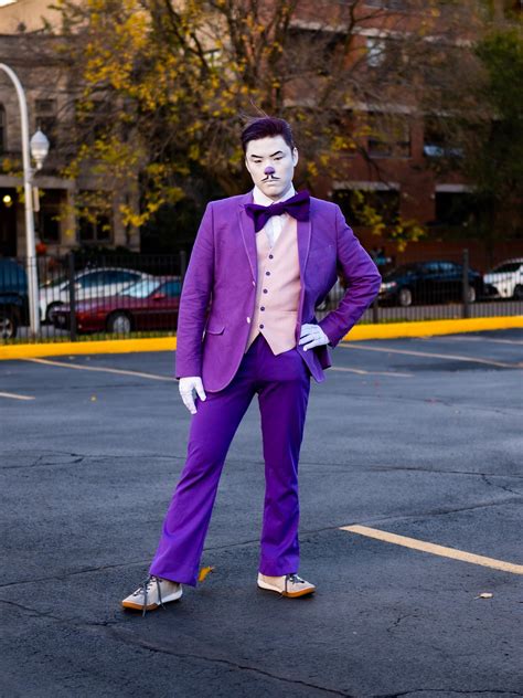 My King Dice cosplay for Halloween 🎲🎲🎲 : r/Cuphead