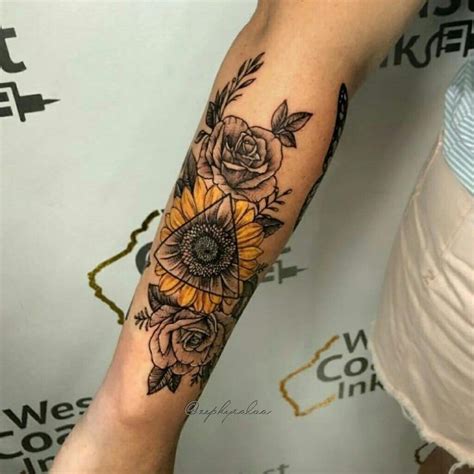 135 Super Sunflower Tattoo Ideas [2024 Inspiration Guide] | Rose tattoos for men, Sunflower ...