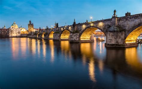 Charles Bridge Historic Bridge On The River Vltava In Prague Czech Republic 4k Ultra Hd Desktop ...