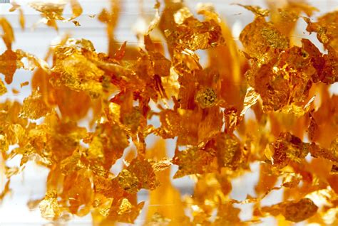 Everything You Need To Know About Edible Gold Leaf | Cooked Best