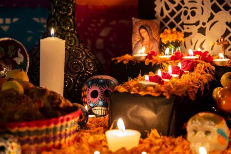 10 Ways to Celebrate Dia de los Muertos This Year - STATIONERS