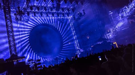 David Gilmour - Nimes Amphitheatre France