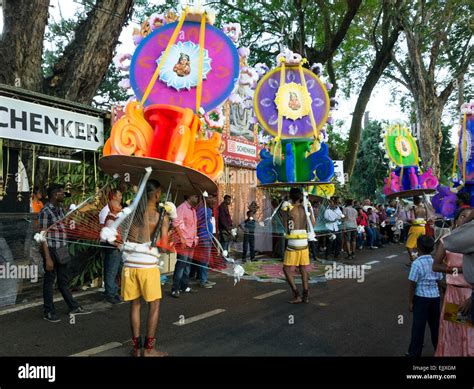 Thaipusam kavadi dance Stock Photo - Alamy