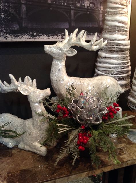 White deers at something special | Decoración de navidad 2017, Decoración navideña, Cosas de navidad