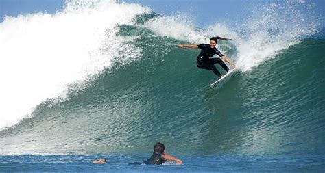 Surfing in Peru / A Surfer’s Guide to Chicama and Northern Peru