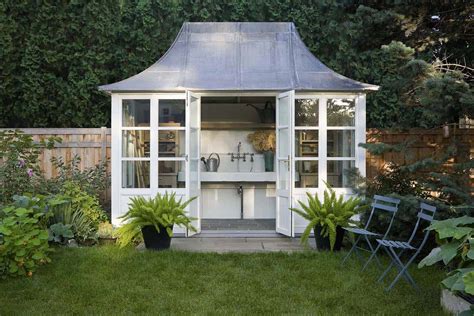 40 Simply amazing garden shed ideas