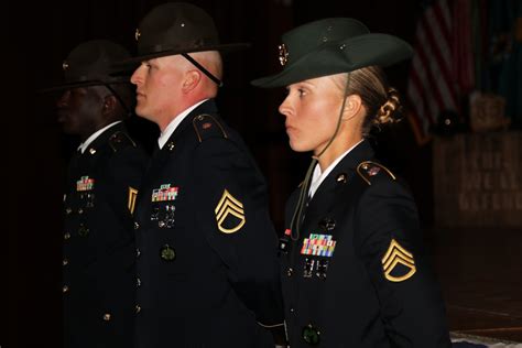 DVIDS - News - Female Drill Sergeant Hat Changes Army, Lives