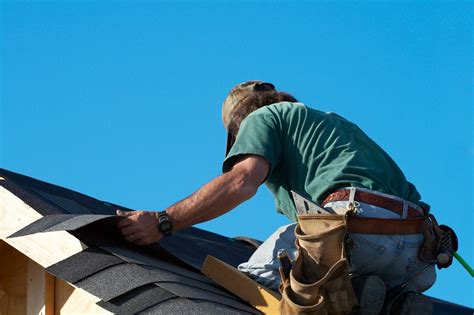 5 Best Roof Repair Tips (DIY Roof Maintenance Guide)