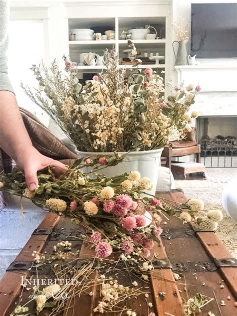 Making a Dried Flower Arrangement | Inherited and Co.