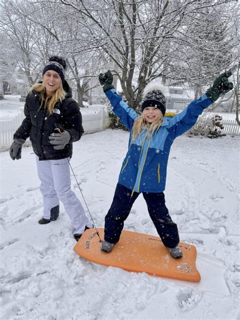 Fun Things To Do on a Snow Day - Stylish Life for Moms