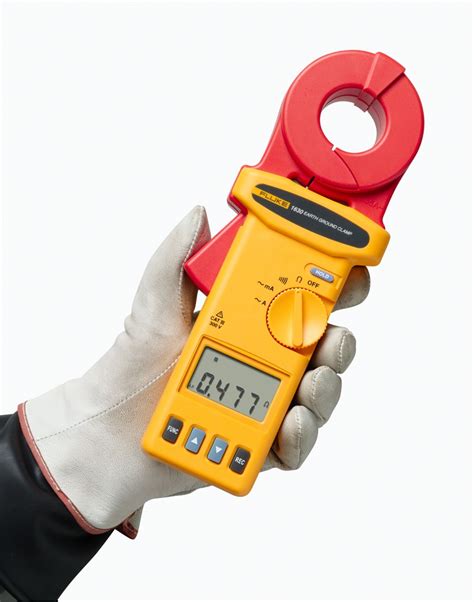 Fluke 1630 Earth Ground Clamp Meter | Aughton Hire Liverpool - Aughton Hire