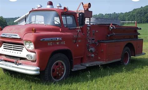 Pin by Ellsworth Spicher on Classic Chevy/GMC Fire trucks | Fire trucks, Chevy trucks, Trucks