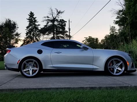 Chevrolet Camaro ZL1 6th Gen Silver MRR FS05 Wheel | Wheel Front