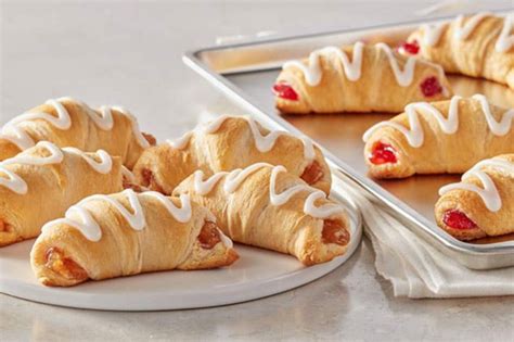 Pillsbury's New Crescent Rolls Are Stuffed with Pie Filling