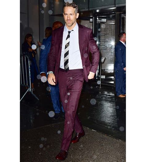 How to cop Ryan Reynolds' aubergine suit from the premiere of A Simple ...