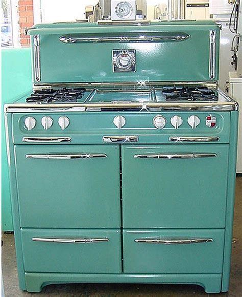 See the source image | Vintage stoves, Vintage house, Vintage appliances