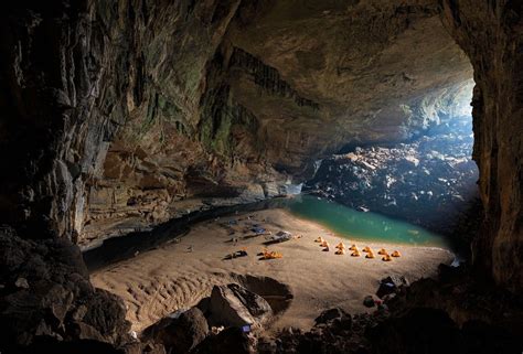 Hang En Cave. Vietnam | National parks, Solo female travel, Female travel blog