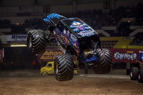 ryan anderson and son uva digger | Monster trucks, Monster truck cars ...