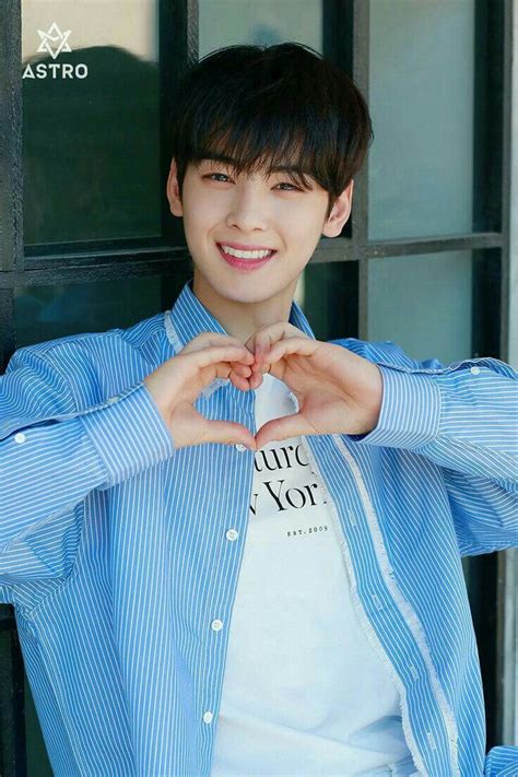 EunWoo Astro V, Cha Eunwoo Astro, Astro Kpop, Eun Woo Astro, Handsome ...