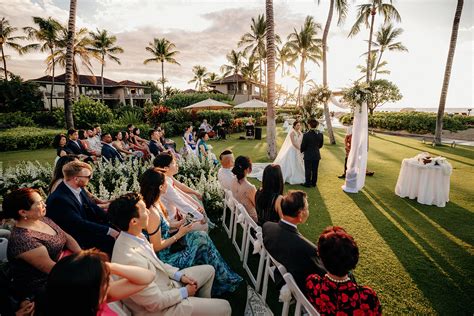 Four Seasons Hualalai Wedding Bliss in the Heart of Hawaii | Couple ...