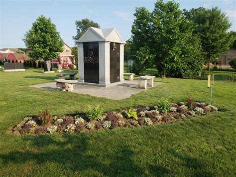 Queen of Peace Cemetery - Elgin Roman Catholic Family of Parishes - St ...