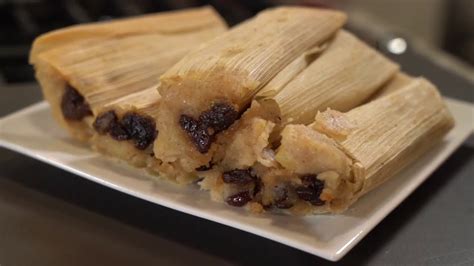 Simply Sweet makes sweet tamales - YouTube