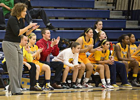 Aztecs women's basketball earn win in second half | Pima Community College