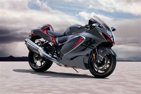 Suzuki Hayabusa Price, Images, colours, Mileage & Reviews