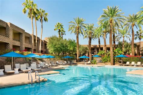 DoubleTree Resort by Hilton Hotel Paradise Valley - Scottsdale Day Pass | ResortPass