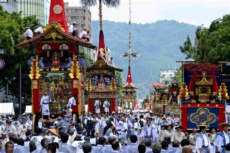 Kyoto’s Gion Festival Offers Premium Seats for ¥400,000 Each - The ...