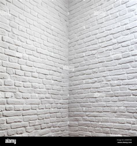 Brick wall corner indoor hi-res stock photography and images - Alamy