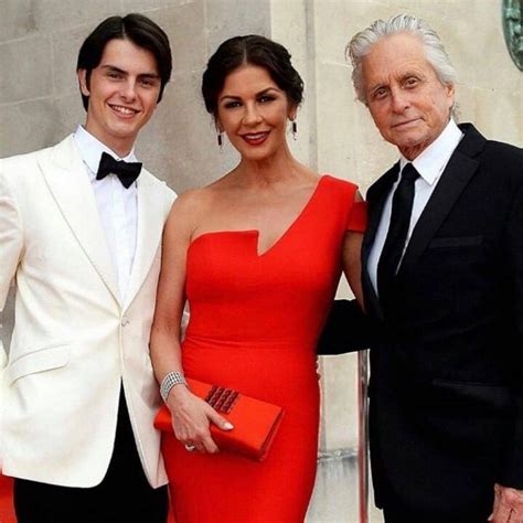 Meet Dylan Michael Douglas, son of Catherine Zeta-Jones and Michael Douglas: the 22 year old ...