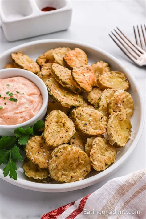 Texas Roadhouse Fried Pickles Recipe - Eating on a Dime