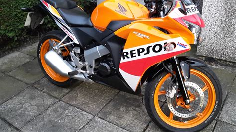 Honda CBR125R Review | Honda Bike Reviews | Devitt